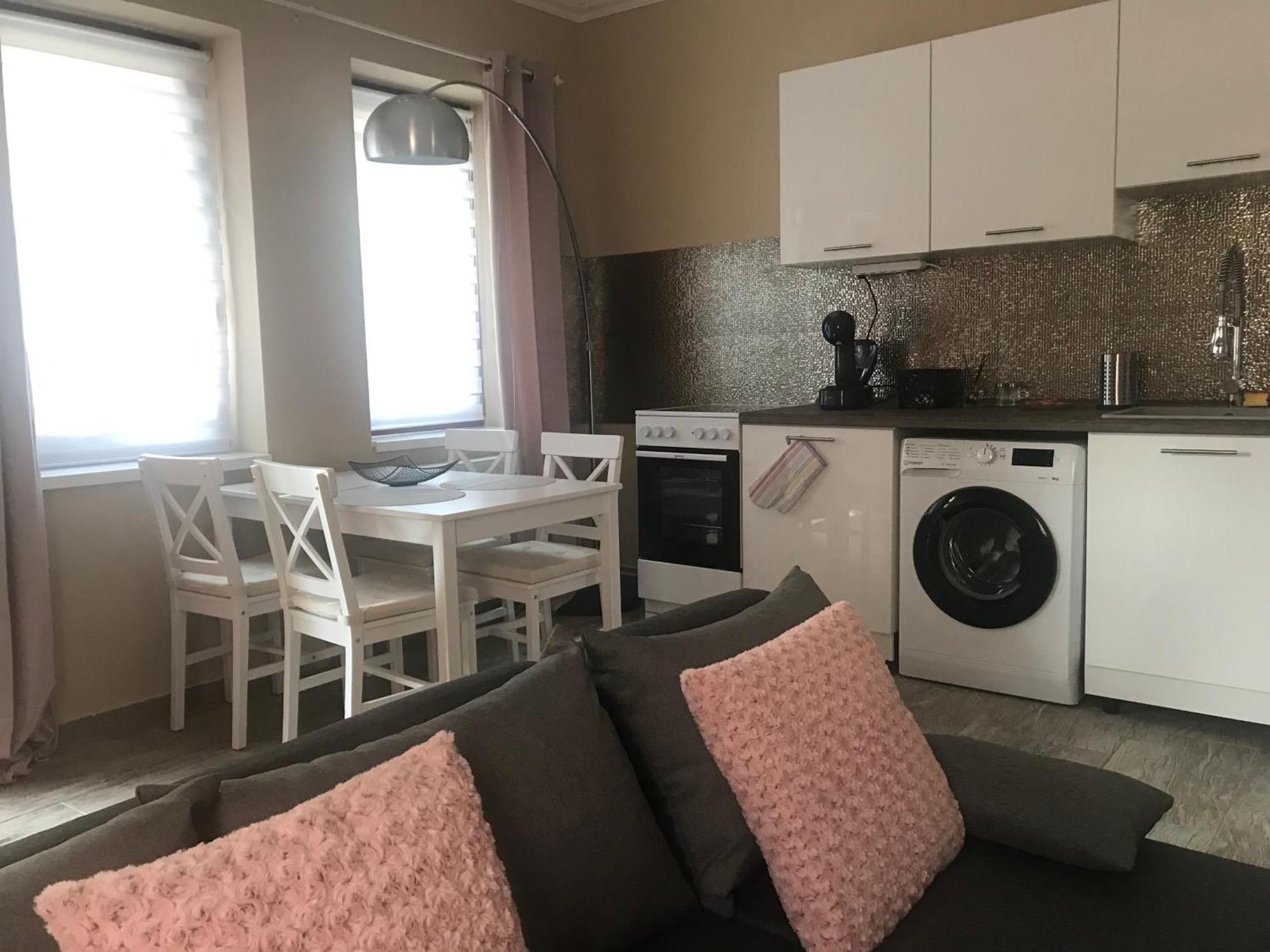 Eperjes Haz Apartment Будапеща Екстериор снимка