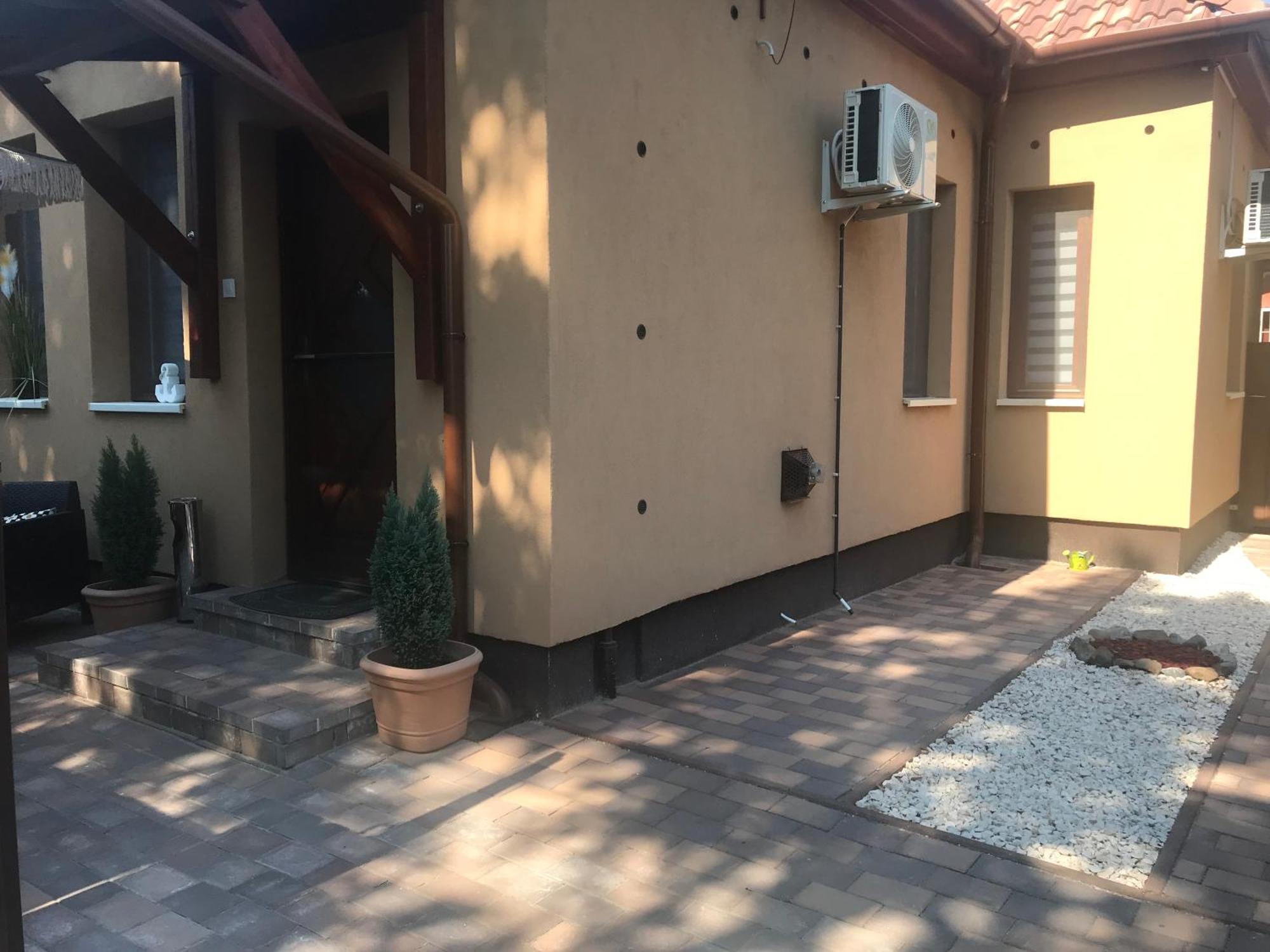 Eperjes Haz Apartment Будапеща Екстериор снимка